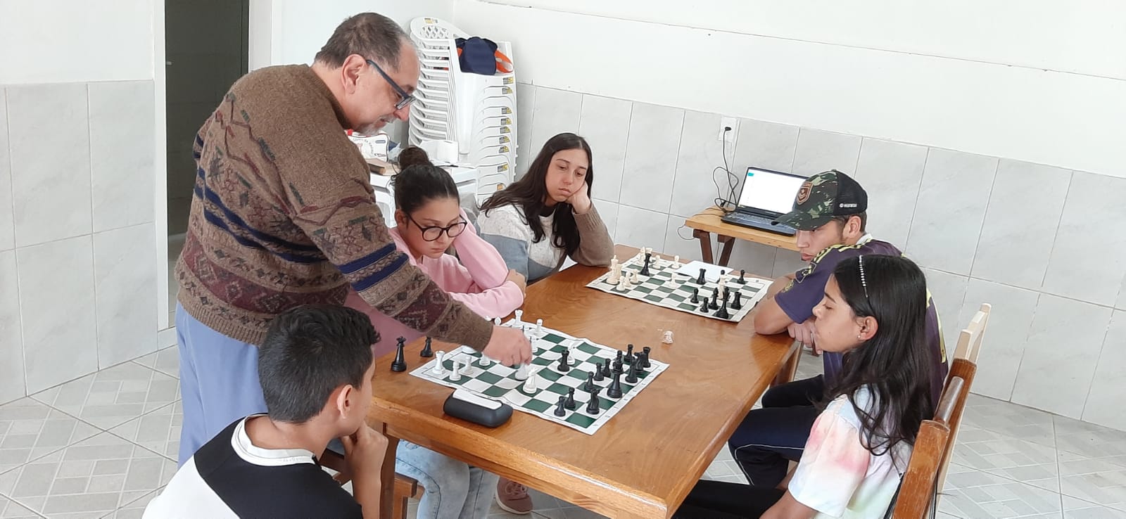 Quem é o gênio de Joinville que faz história no xadrez e