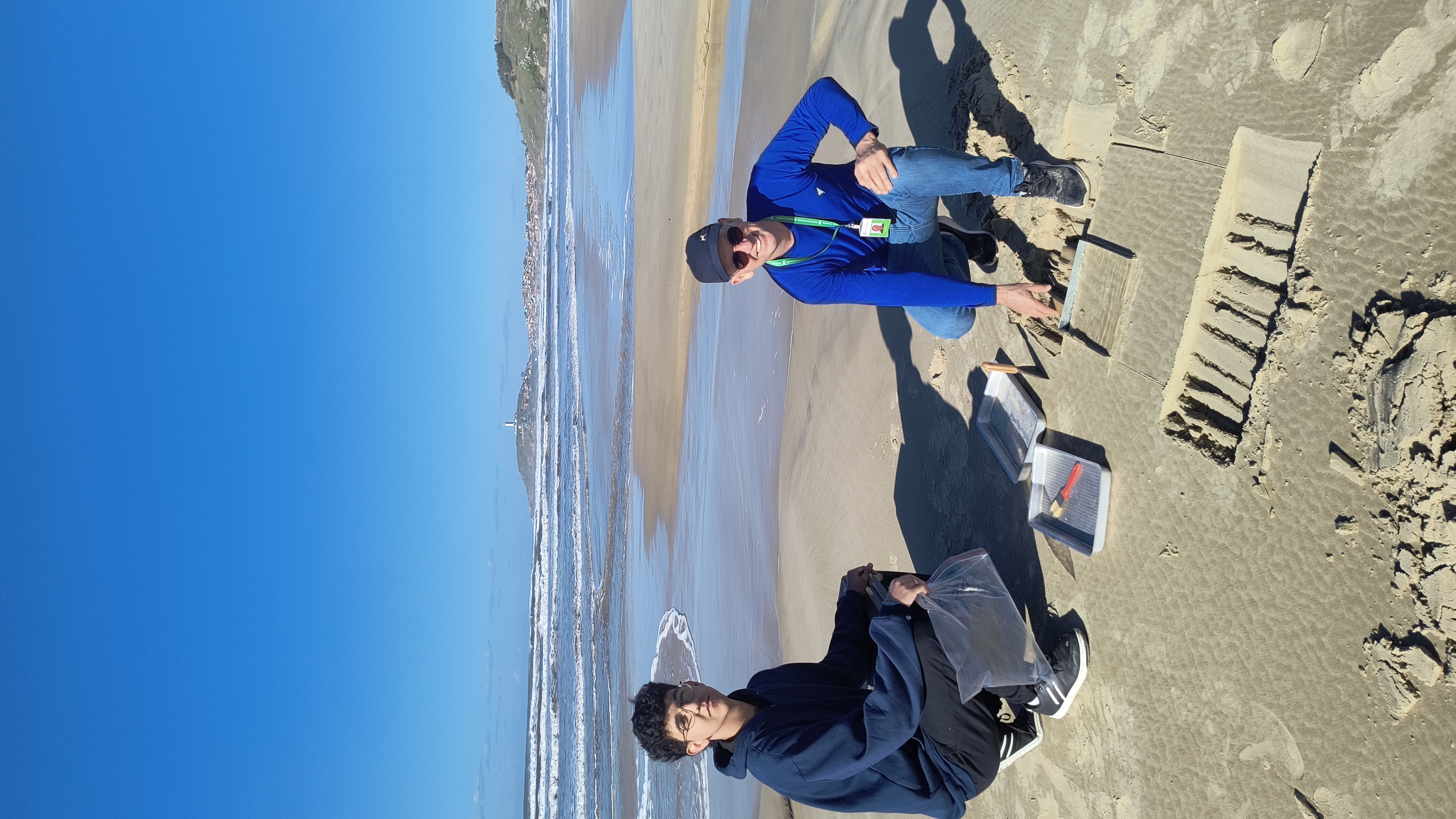 Um dos projetos apresentados mapeia a presença de microplásticos nas praias do Sul Catarinense