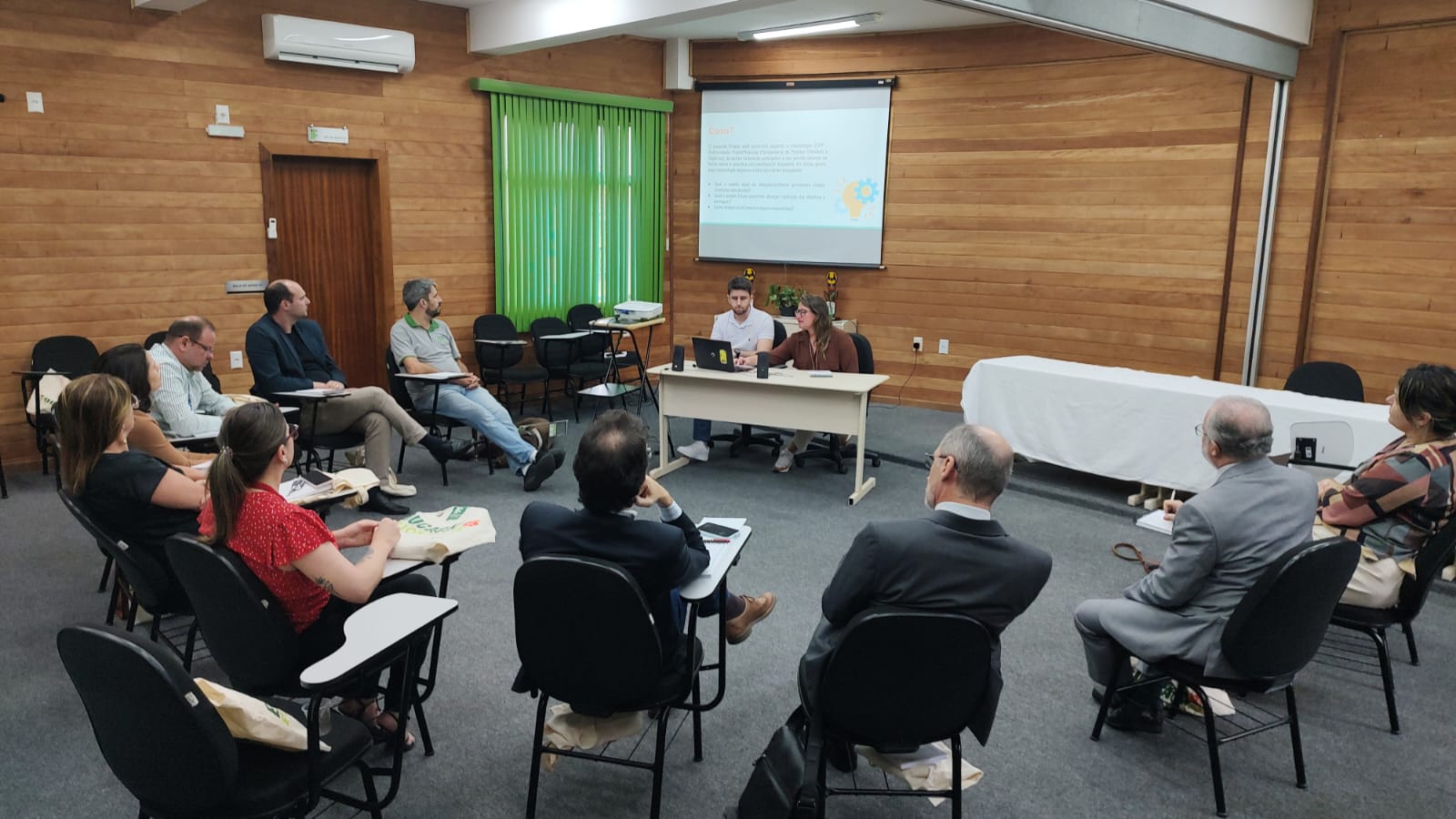 Além da discussão do orçamento, também foi apresentado o Observatório de Dados