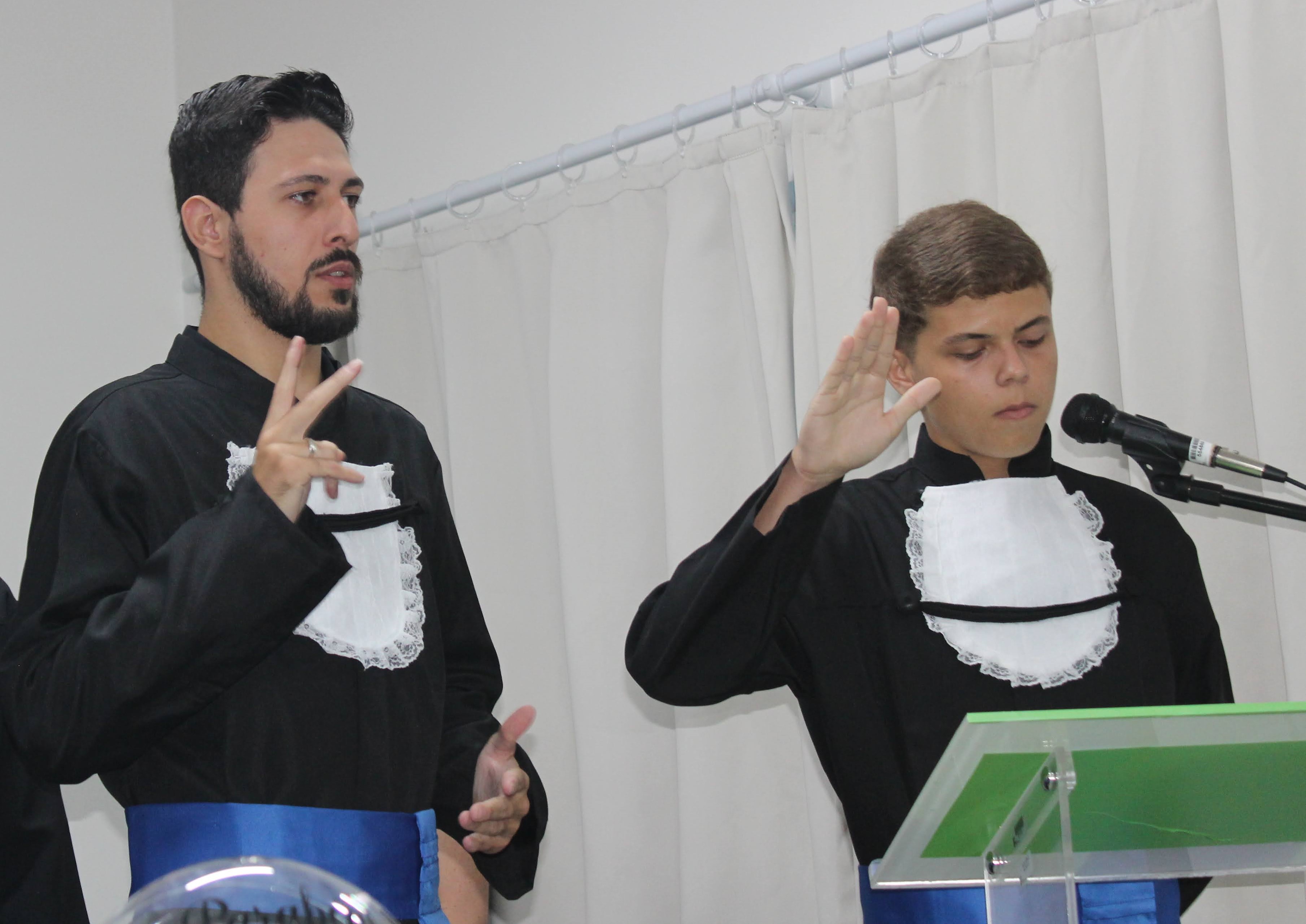Juramento dos cursos técnicos em Mecânica (em Libras) e Eletroeletrônica