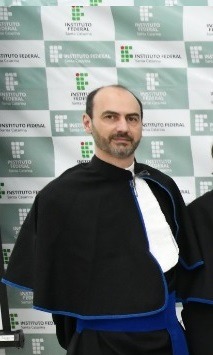 Engenheiro químico e professor do IFSC São Lourenço do Oeste, Luiz Alberto Vicari