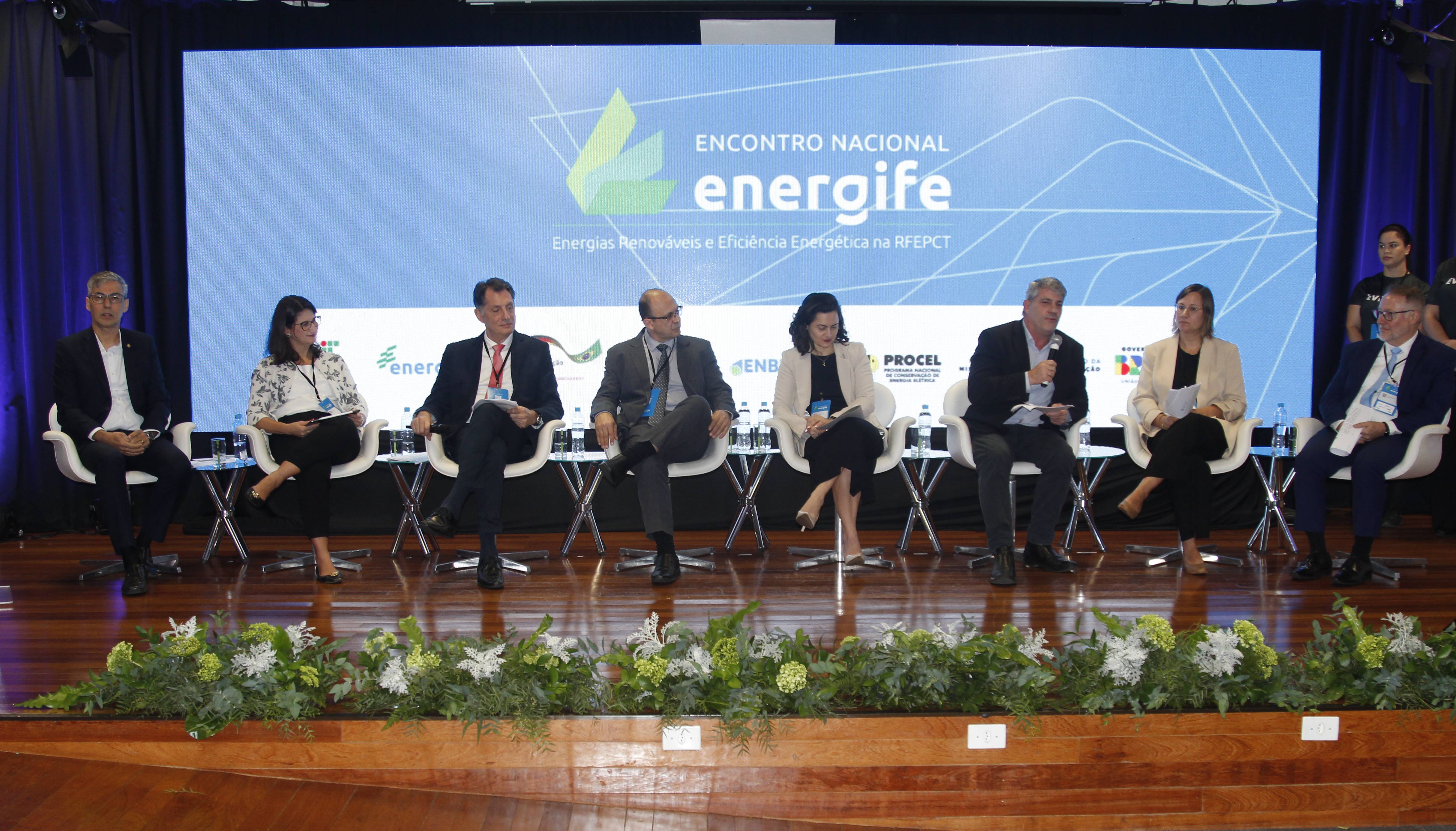 Abertura do Encontro Nacional do EnergIFE foi realizada na terça-feira (24) no auditório do Câmpus Florianópolis do IFSC