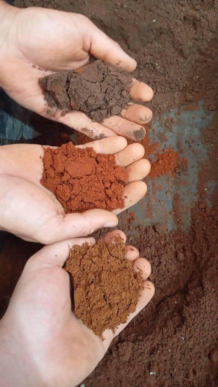 Amostras de solo do Cerrado preparadas para aplicação na taipa de pilão