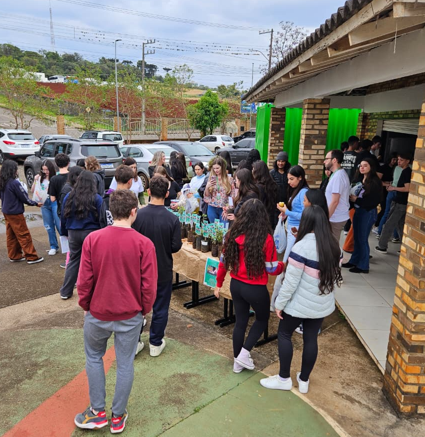 Este é o quarto ano consecutivo que a comissão mantém a ação com a participação da comunidade acadêmica