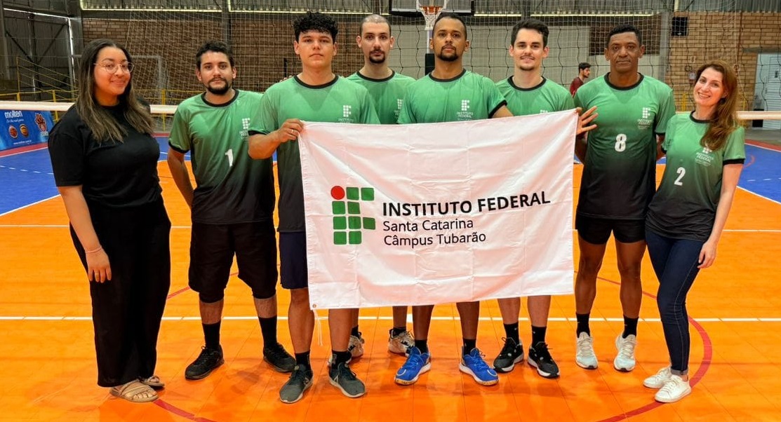 Time de Vôlei Masculino do Câmpus Tubarão