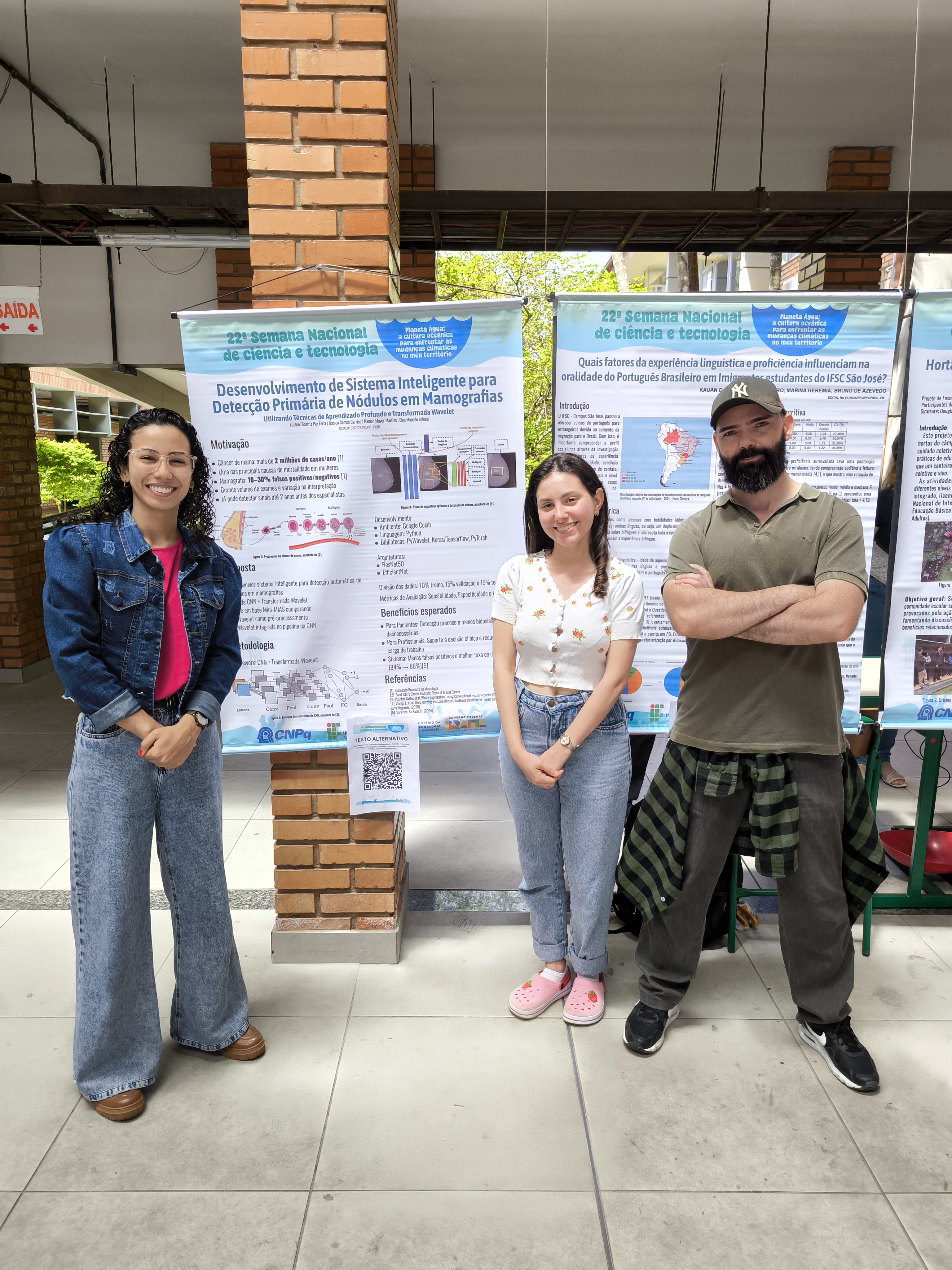 Parte da equipe do projeto, que foi apresentado em pôster na Semana Nacional de Ciência e Tecnologia de 2025