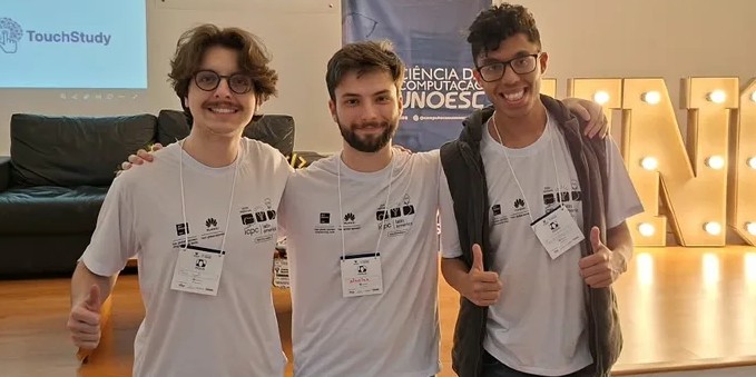Cauã Miguel Sudol Rocha (8ª fase), Eduardo Gabriel Alves da Silva (4ª fase) e Nicolas Abatti (4ª fase) representaram o IFSC na maratona da SBC