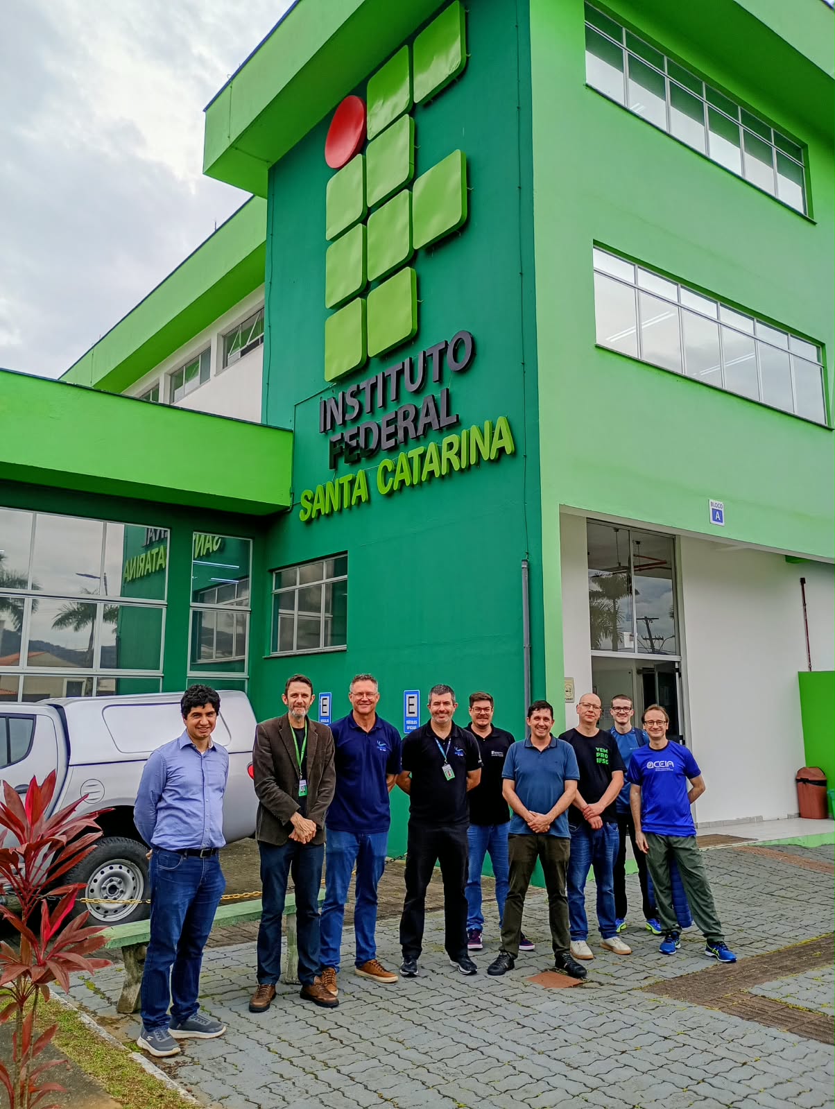 Encontro realizado no Câmpus Jaraguá do Sul-Rau reuniu servidores do IFSC e representantes de empresas da região para conhecer a atuação da Unidade Embrapii e as possibilidades de parceria em projetos de inovação.